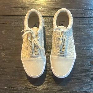 NEW Vans Platform Sneakers